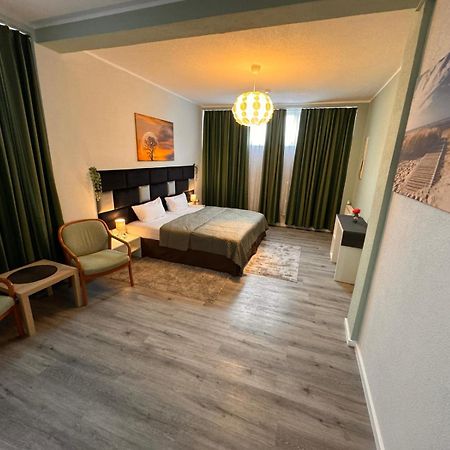 F-F Haus Monteuren Unterkunft Neuhausen auf den Fildern Екстер'єр фото